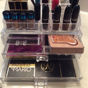 Makeup/Jewelry organizer. Small crack in acrylic.